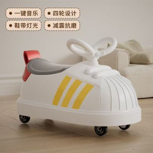 新款鞋子溜溜车1-4岁宝宝周岁礼物带音乐儿童滑行玩具车溜溜车