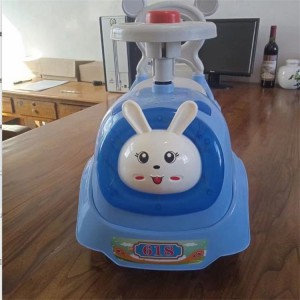 新款带音乐灯光四轮平衡车儿童可坐扭扭车宝宝防侧翻滑行车