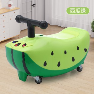 新款西瓜儿童滑行车万向轮音乐灯光花生车防侧翻学步溜溜扭扭车