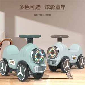 新款儿童摇摇马溜溜车二合一多种功能家用婴幼儿室内火车玩具