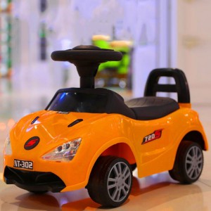 男女宝宝助步滑行车四轮扭扭车带推把围栏小孩溜溜车儿童玩具车