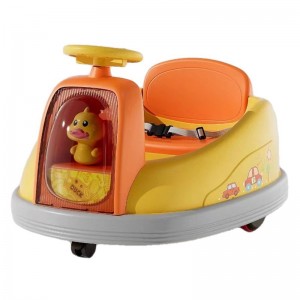 新款儿童电动双驱碰碰车男女孩宝宝小孩可坐人充电遥控玩具车