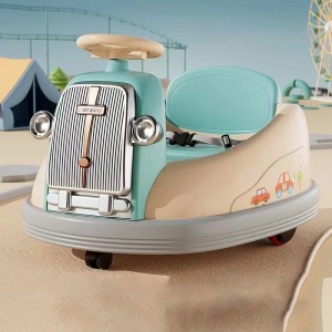 儿童电动双驱碰碰车男女孩宝宝充电遥控玩具车可坐人小孩四轮汽车