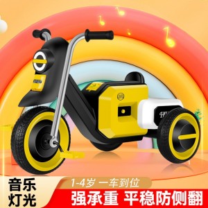 The new baby scooter scooter pusher can ride on a boy, girl, baby toy pedal walker