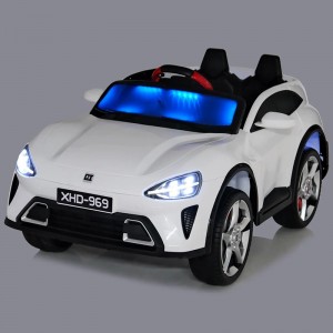 12v儿童电动车载ABS塑料材料带遥控电池电源儿童独特风格