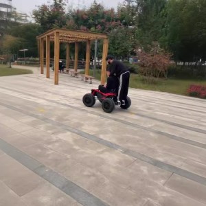 The rechargeable model can be used for adults and children, the large four-wheel drive off-road children&#039;s electric toy car can be controlled remotely