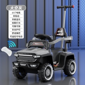 儿童电动车带护栏可推车两用四轮充电多种功能沙滩车可坐人玩具车