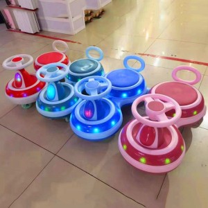 方向盘彩色摇摆车 停车场驾驶6轮PU材质 玩具儿童扭扭车