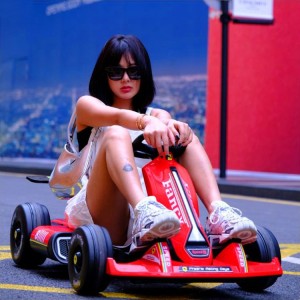 儿童电动车小孩四轮汽车玩具车童车漂移车成人卡丁车可坐人