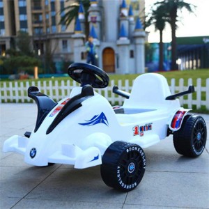 新款儿童电动卡丁车小孩玩具车双驱动卡丁车可遥控可坐人厂家