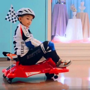 儿童电动卡丁车 瓦力车 男孩女宝宝玩具车 儿童电动车