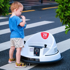 男女孩遥控儿童玩具漂移车室内外电动旋转车可坐人宝宝碰碰车