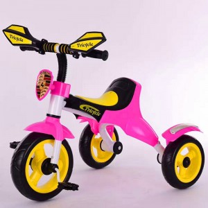 带音乐闪光脚踏车 宝宝脚踏车自行车 儿童三轮车