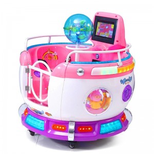 新款儿童电动投币双人座转盘摇摇车双人咖啡转杯摇摆机俄罗斯