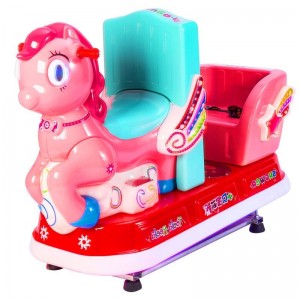 新款儿童电动投币MP5双人座小汽车摇摇车英伦火车摇摆机