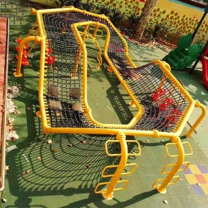 户外非标设备儿童训练体能爬网游乐场大型游乐设备攀爬网