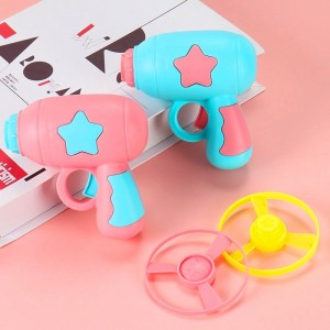 Gyro gun bamboo dragonfly pistol outdoor glowing catapult rotating children&#039;s flying toy night market stall supply