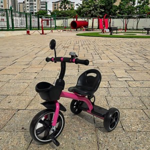 儿童户外脚踏三轮车玩具带灯光音乐三轮车玩具儿童三轮脚踏车