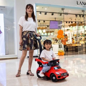 带推把护栏儿童滑行车扭扭车四轮童车宝宝溜溜车学步滑步车玩具车