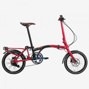 TRIFOLD 5D Trifold 5D hadir dengan mechanical disc brake yang menjamin kenyamanan pengereman