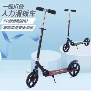 儿童轮式滑板车价廉物美的儿童电动滑板车青少年滑板车