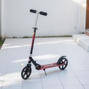 儿童轮式滑板车价廉物美的儿童电动滑板车青少年滑板车