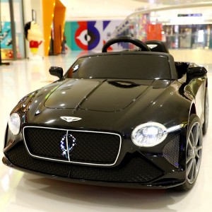 儿童电动车四轮遥控汽车婴幼儿玩具车可坐人宝宝小孩双驱电瓶童车