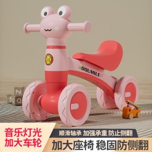 儿童四轮平衡车宝宝滑行车防侧翻带灯光音乐学步车1-3岁扭扭车